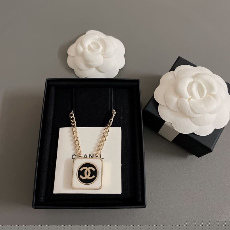 Ch*el brooches